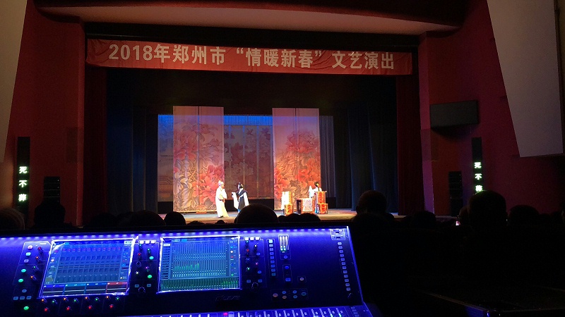 水蜜桃黄色视频設備在舞台演出中的應用：探討其對演出質量的全麵提升