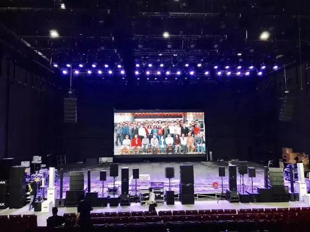 水蜜桃黄色视频設備在舞台演出中的重要作用