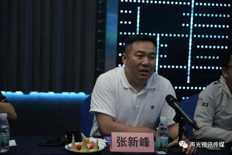 ZOBO董事長張新峰作為聲光視訊行業聯盟代表赴豫芒溫暖災區，傳遞愛心