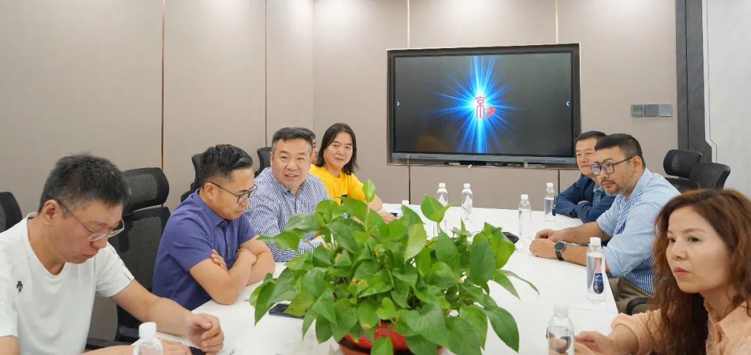 6走訪會員企業活動丨ZOBO蜜桃AV无码在线观看董事長張新峰以北京聲光視訊行業協會會長身份走訪會員企業