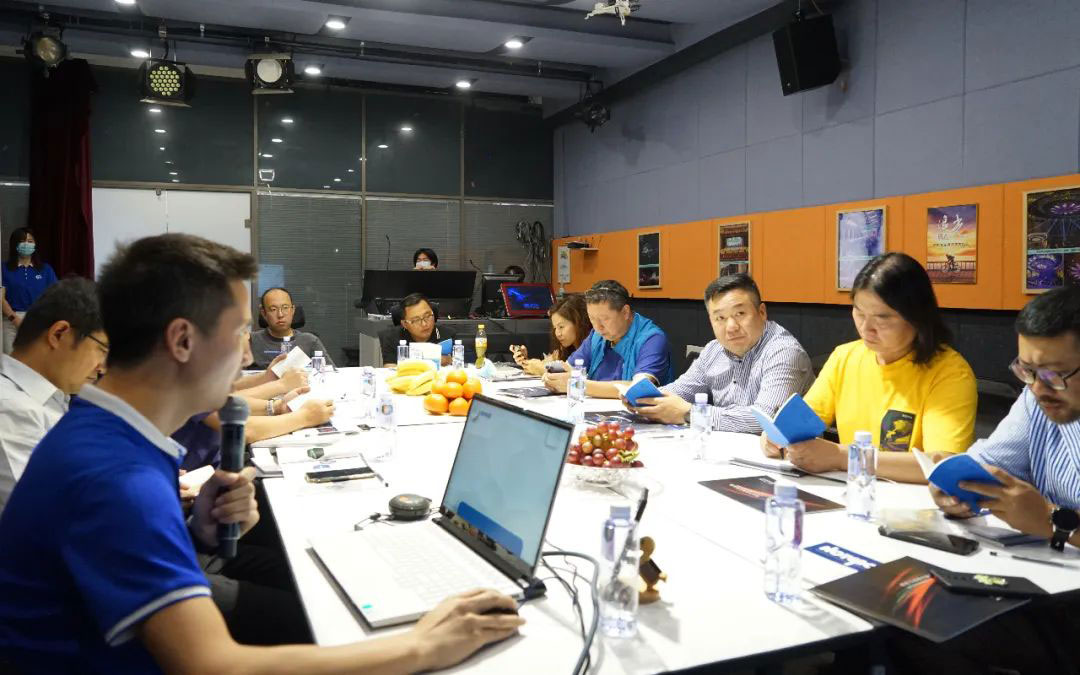 4走訪會員企業活動丨ZOBO蜜桃AV无码在线观看董事長張新峰以北京聲光視訊行業協會會長身份走訪會員企業