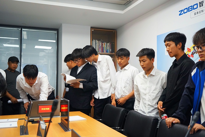 13校企合作 走進職場 協同育人丨歡迎北京市經貿高級技術學校師生來ZOBO蜜桃AV无码在线观看參觀學習