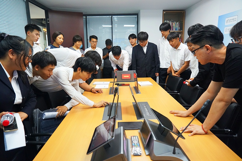 14校企合作 走進職場 協同育人丨歡迎北京市經貿高級技術學校師生來ZOBO蜜桃AV无码在线观看參觀學習