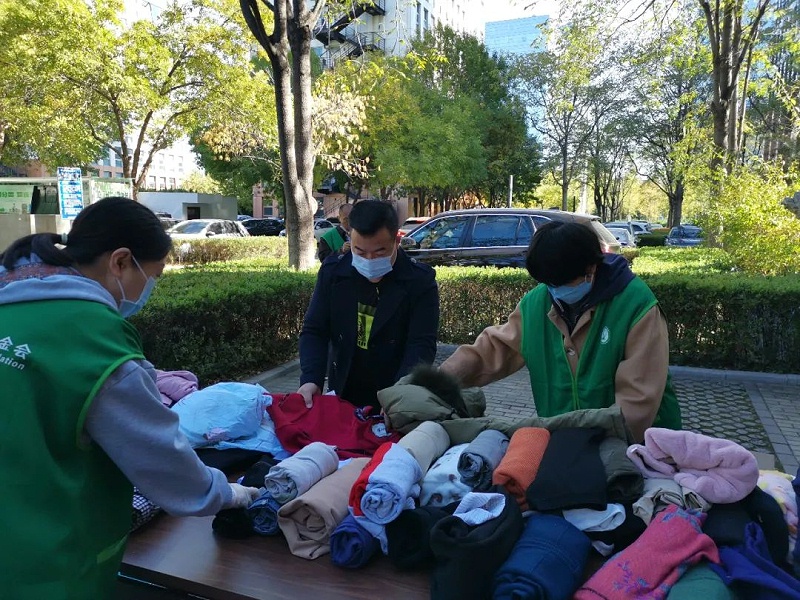 黨建 公益為民丨ZOBO蜜桃AV无码在线观看第六屆“愛在藍天下”公益捐贈