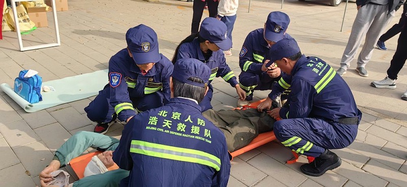 PRS水蜜桃黄色视频為北京人防浩天誌願者救援隊潭柘寺服務站成立揭牌儀式保駕護航