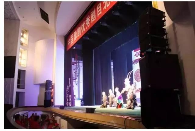 舞台水蜜桃黄色视频在舞台藝術表現中的應用